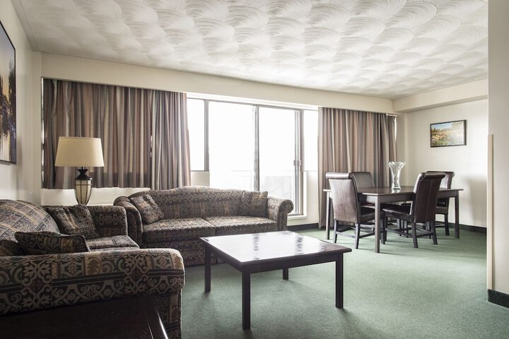Room 13 of 49