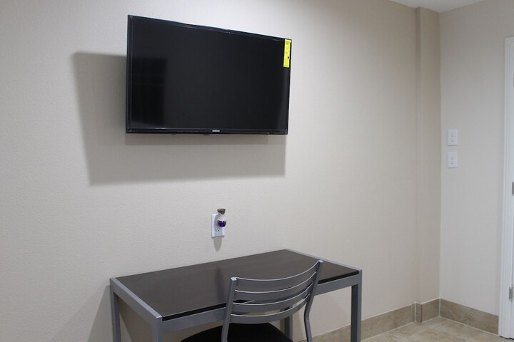 Room 21 of 29