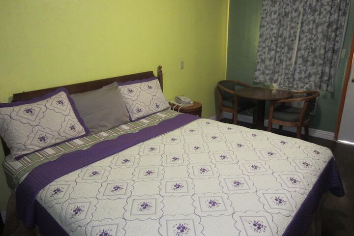 Room 30 of 54