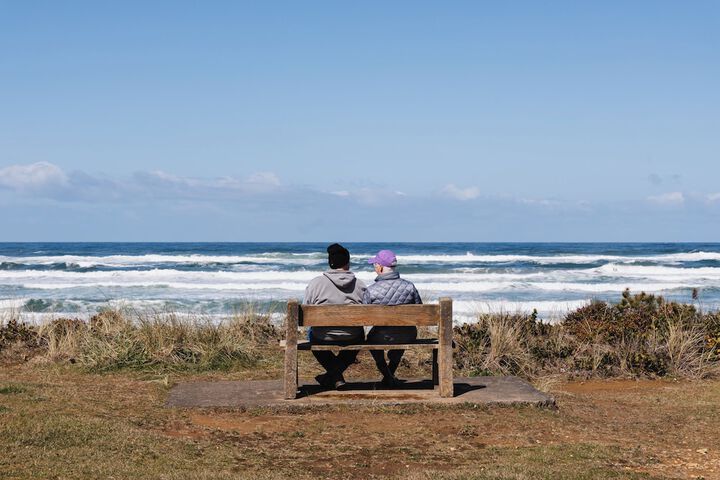 Tillicum Beach Motel (Deanes Oceanfront Lodge)