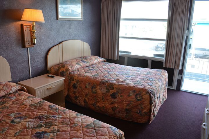 Room 62 of 72