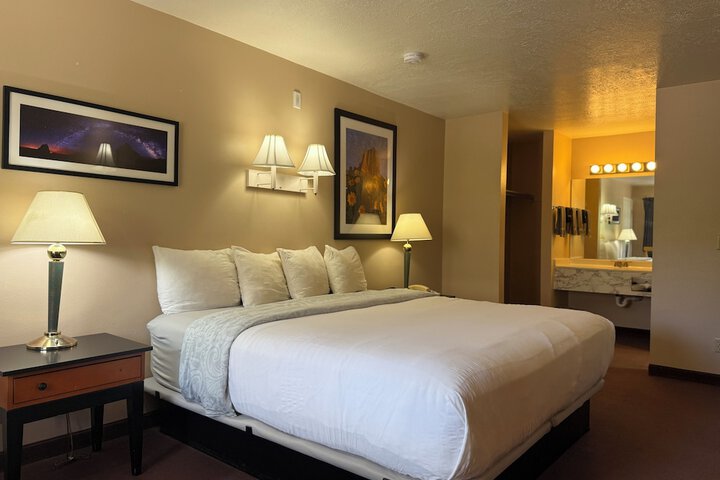 Cathedral Valley Inn