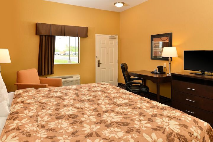 Room 14 of 26