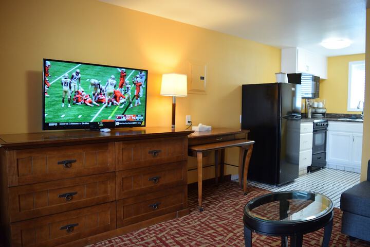 Room 16 of 65