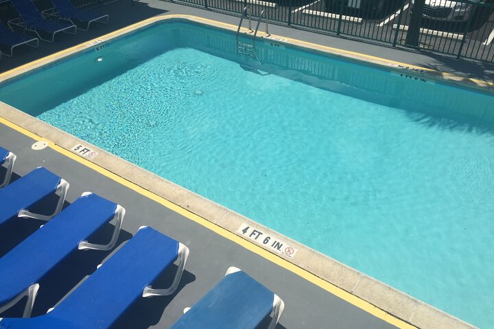 Pool 5 of 44
