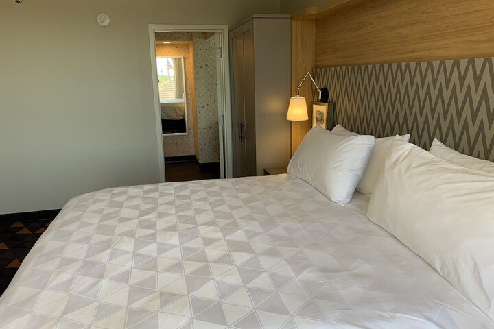 Room 17 of 56