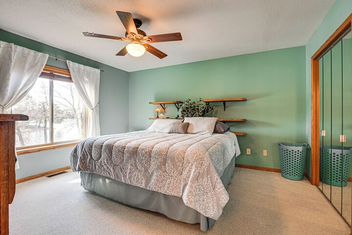 Lake Wissota Home w / Private Dock + Fire Pit!