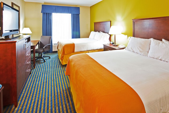 Room 44 of 60