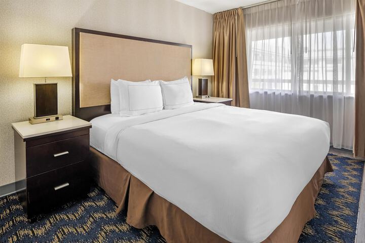 Best Western Plus Miamisburg-Dayton Suites Banquets & Hotel