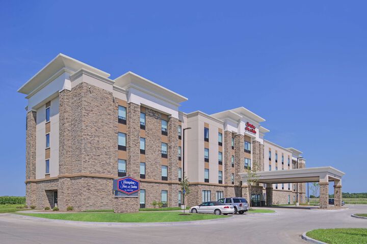 Hotel 5 of 66