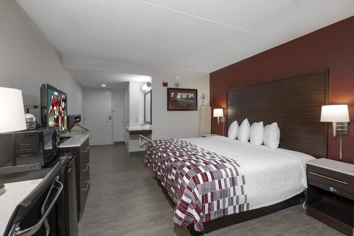 Room 25 of 34