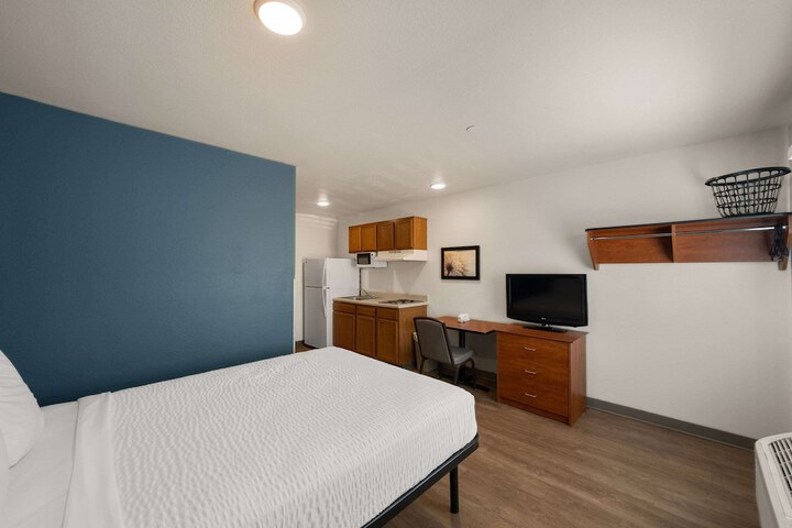 WoodSpring Suites Rockwall-East Dallas
