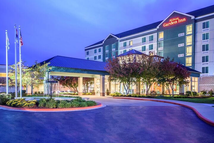 Hotel 4 of 50