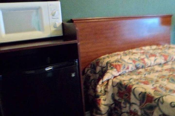 Room 4 of 14