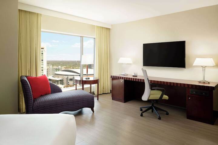 Hilton Charlotte Uptown