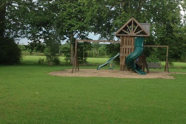 LAcadie Inn & RV Park