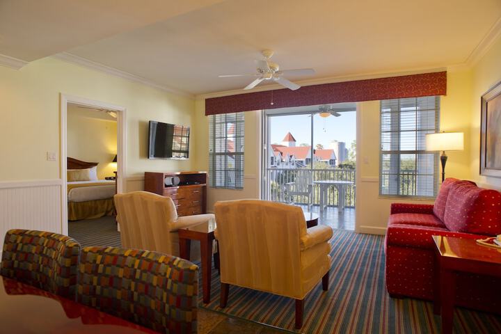 Room 32 of 53