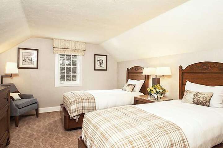 Room 26 of 138