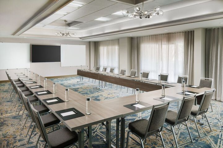 Courtyard by Marriott Orlando Downtown