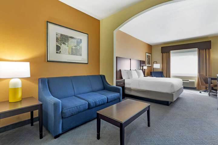 Comfort Inn & Suites (Formerly Executive Inn & Suites Mexia)