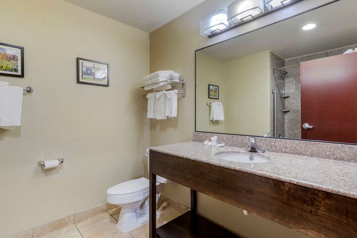 Room 10 of 26