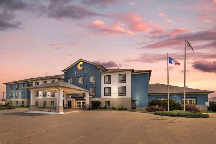 Comfort Inn & Suites Grinnell near I-80