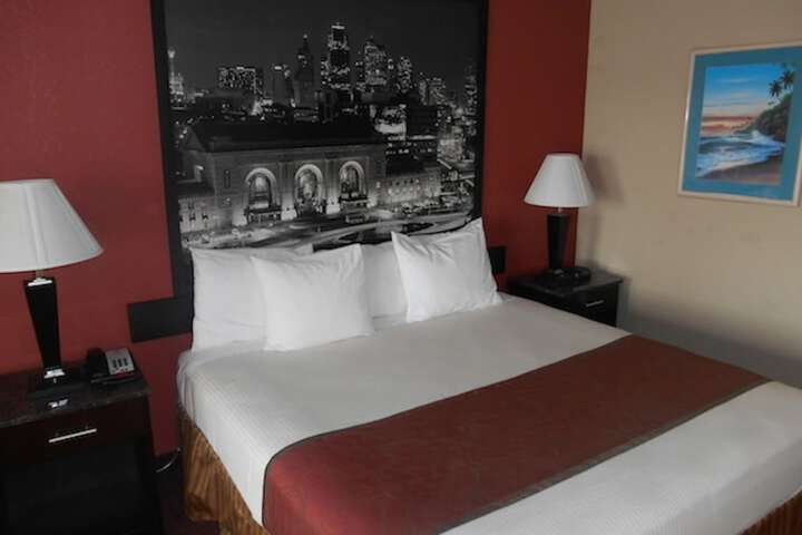 AmeriStay Inn