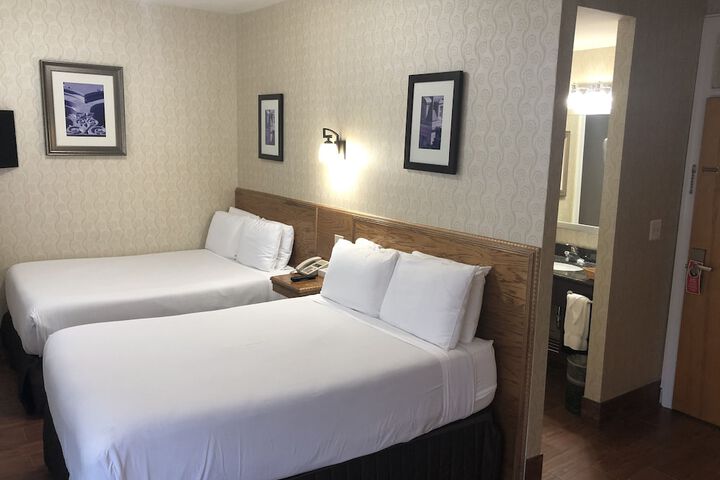 Room 8 of 20