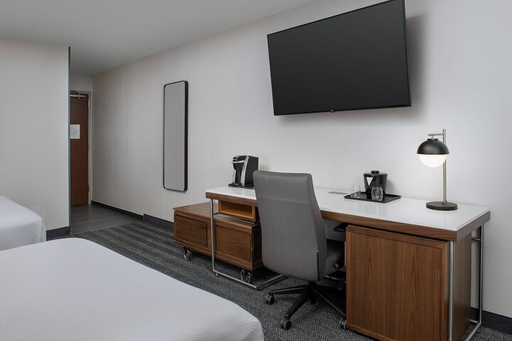 Room 18 of 40