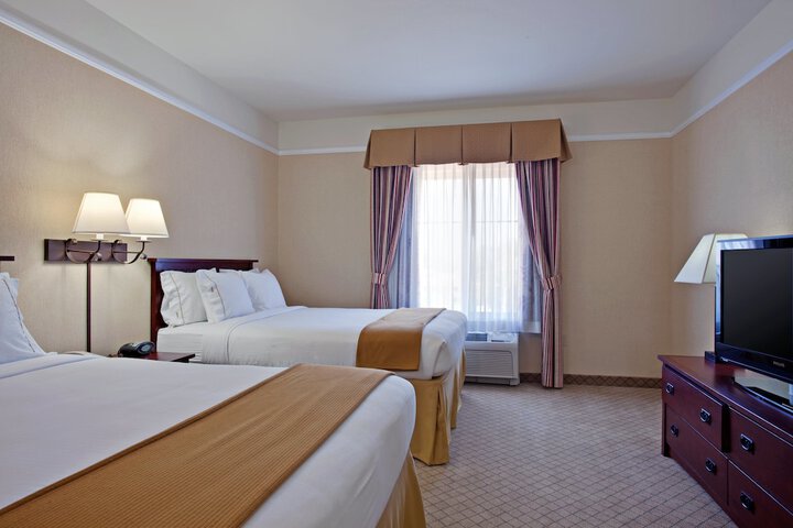 Room 7 of 36