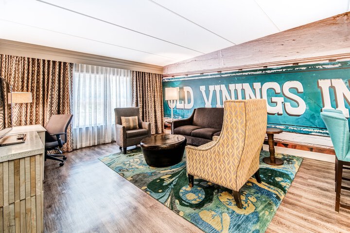 Room 40 of 100