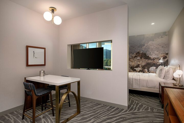 Room 37 of 88