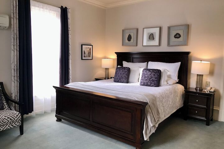Tattingstone Inn