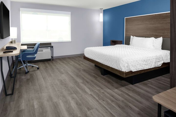 Room 14 of 25