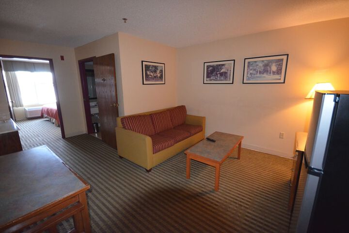 Room 30 of 37