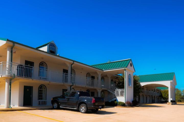 Hotel 9 of 25