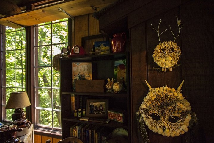 Gift Shop 106 of 137