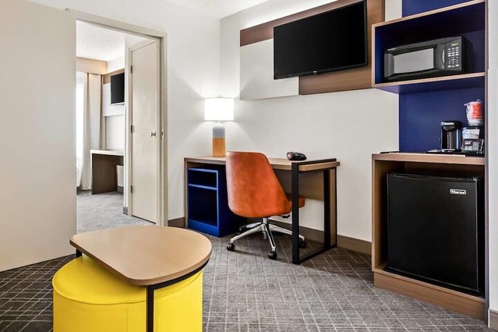 Comfort Inn & Suites OFallon - St. Louis Area