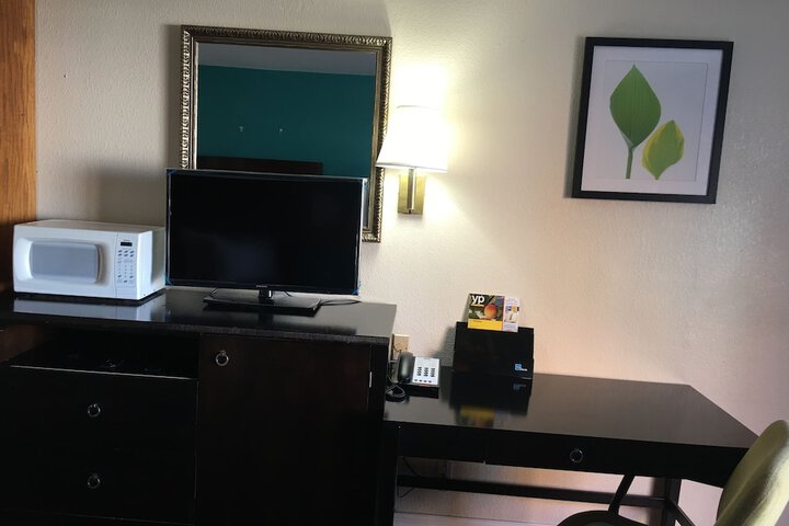 Room 25 of 35
