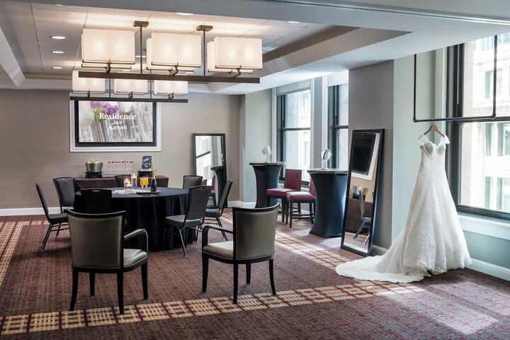 Ballroom/Hall 76 of 79