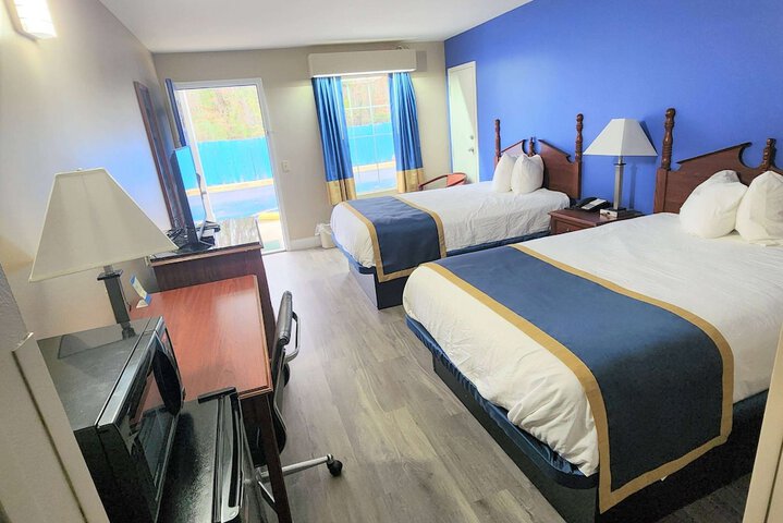 Room 13 of 15