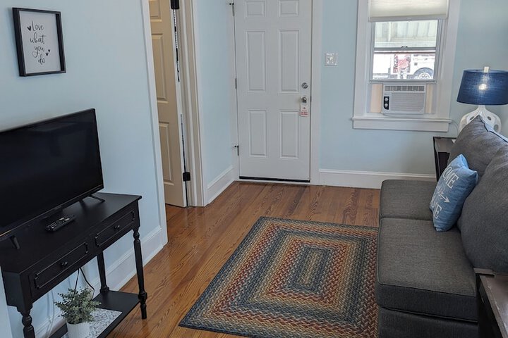 Room 21 of 48