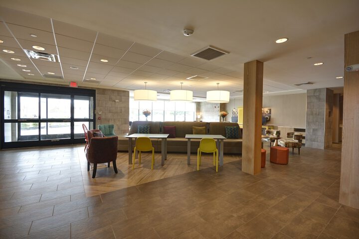 Hotel 4 of 63