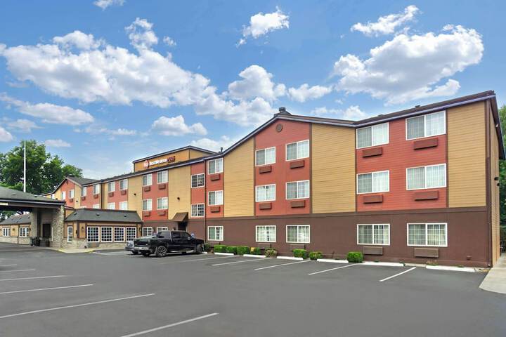 Best Western Plus Yakima Hotel