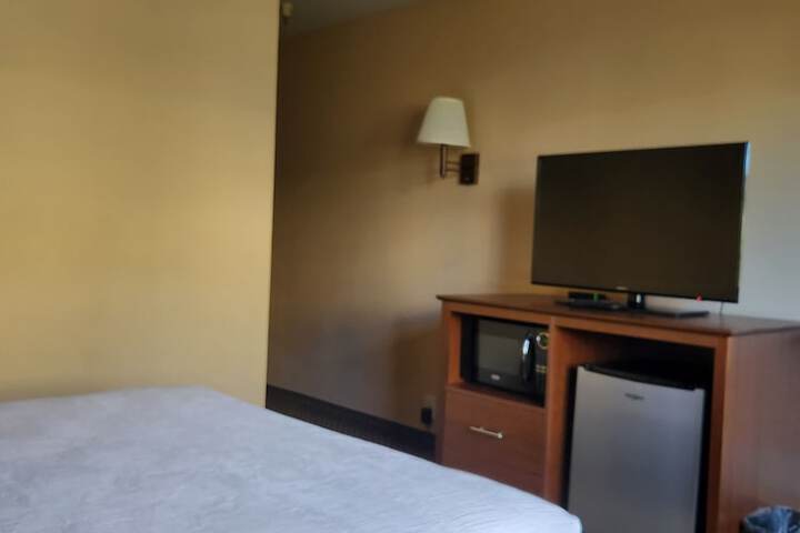 Luxury Inn & Suites
