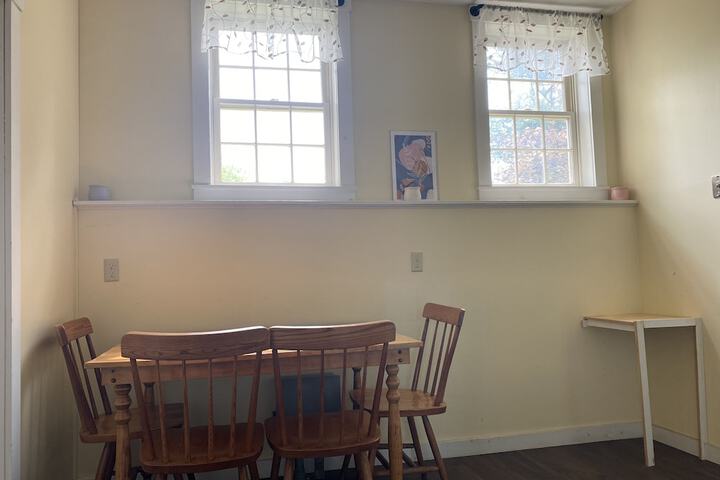 Room 53 of 294