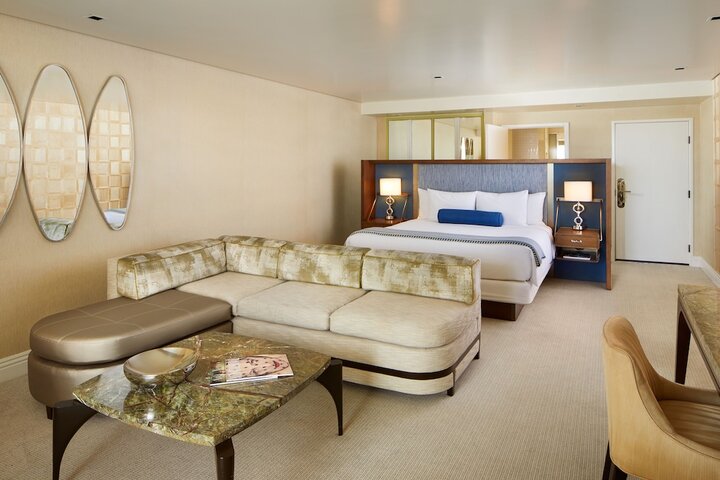 Room 22 of 59