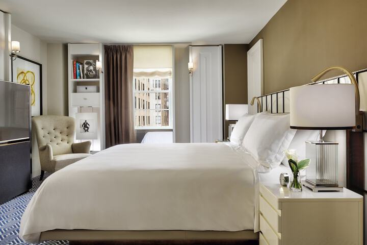 The Carlyle a Rosewood Hotel