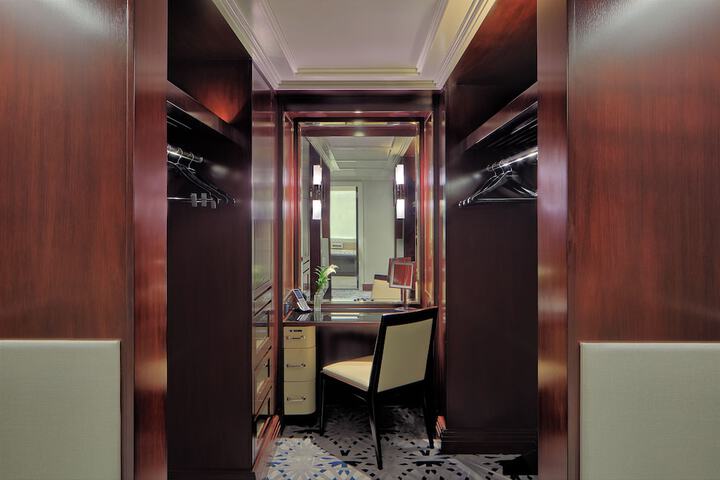 Room 59 of 101