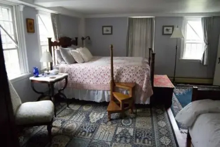 B & B at Taylors Corner